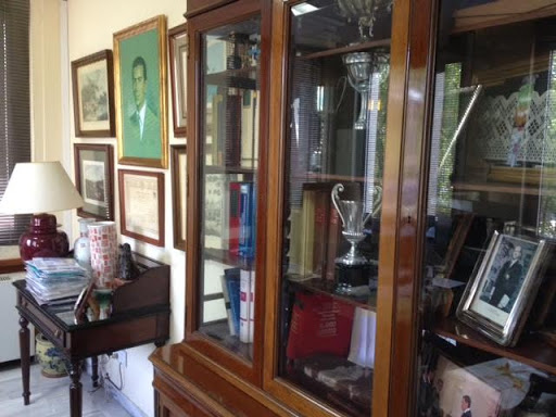 Jesús León González- Procuradores