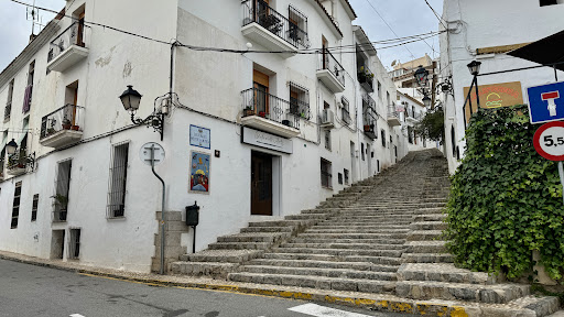 Abogados Altea. Catherine de Trazegnies